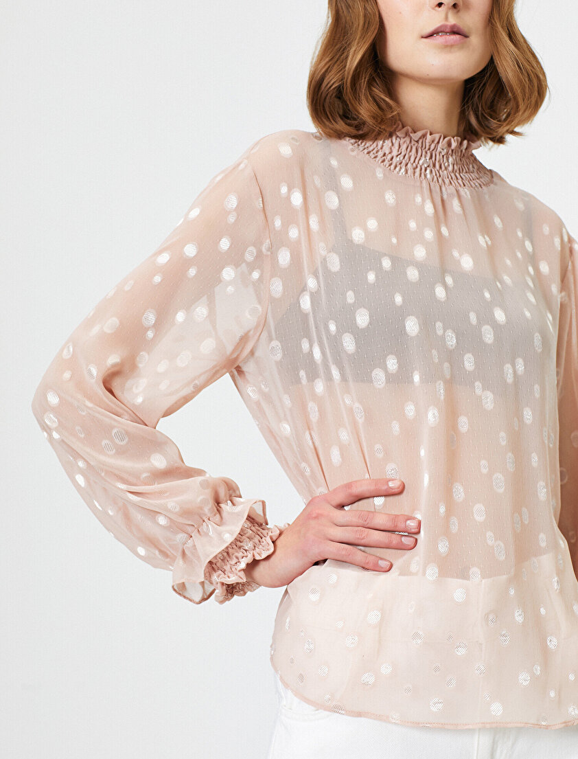 Uzun Kollu Puantiye Desenli Bluz