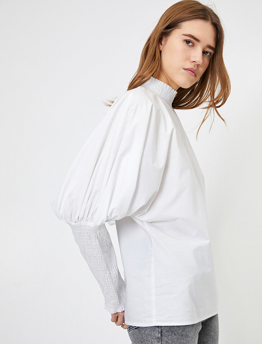 Balon Kollu Dik Yakalı Bluz