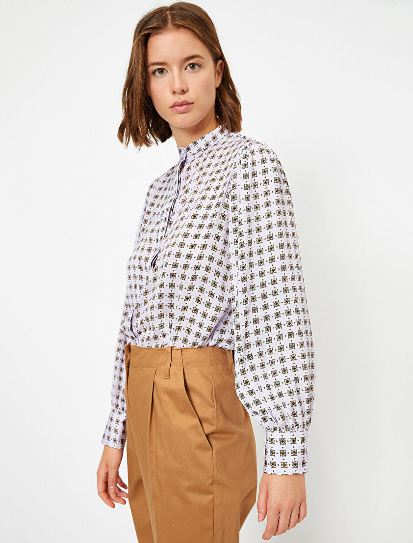 Düğmeli Uzun Kollu Desenli Gömlek