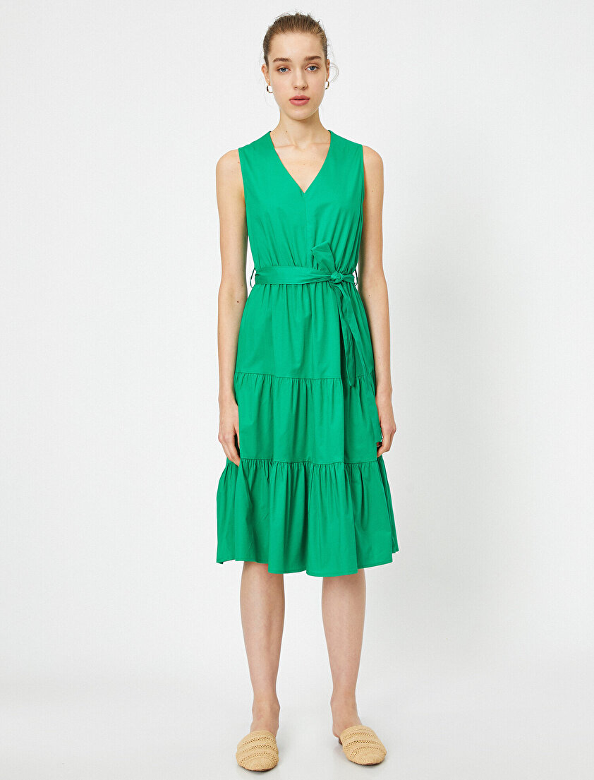 Beli Bağlamalı Elbise