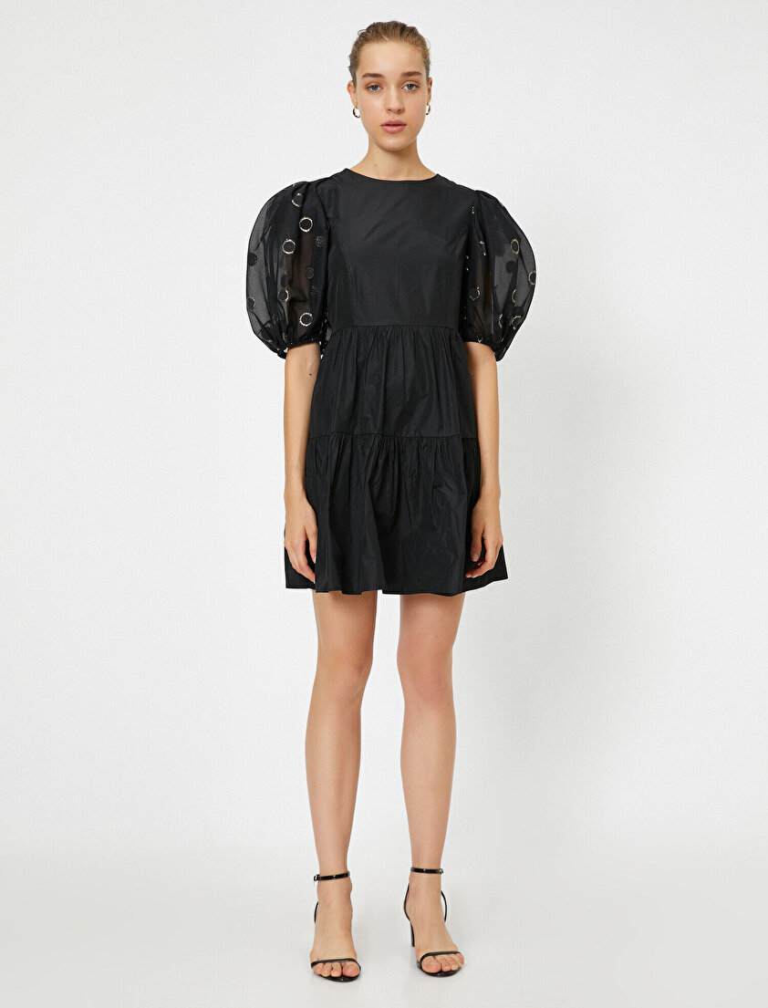 Balon Kollu Tüllü Kısa Elbise