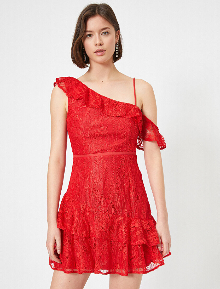Dantel Volanlı Düşük Omuz Kolsuz Mini Elbise