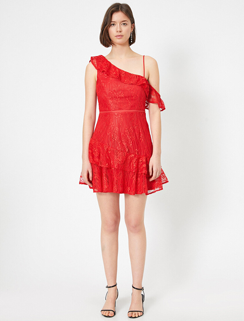 Dantel Volanlı Düşük Omuz Kolsuz Mini Elbise