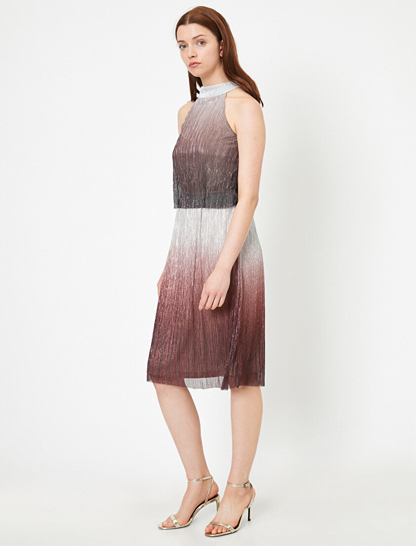 Tül Detaylı Elbise