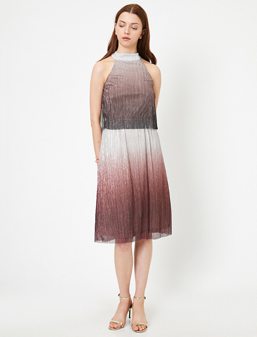 Tül Detaylı Elbise