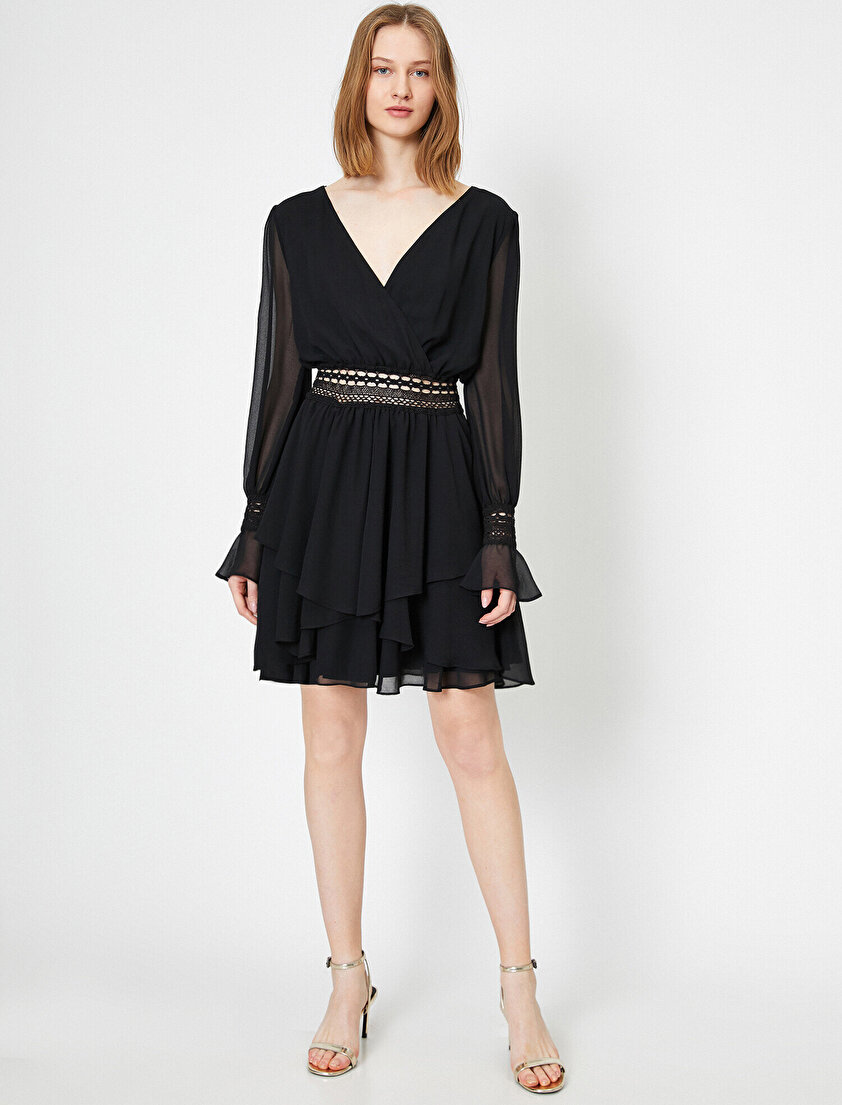 Dantel ve Sırt Detaylı Fırfırlı Şifon Mini Elbise