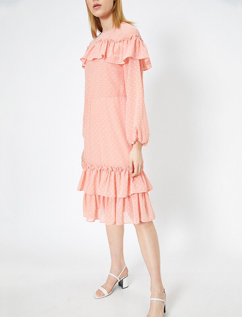 Etek Ucu Kat Volanlı Uzun Kollu Midi Elbise