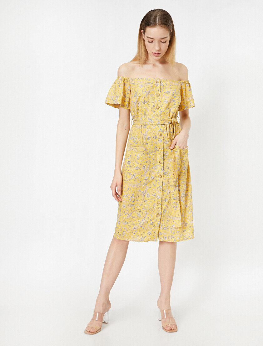 Düğme Detaylı Elbise