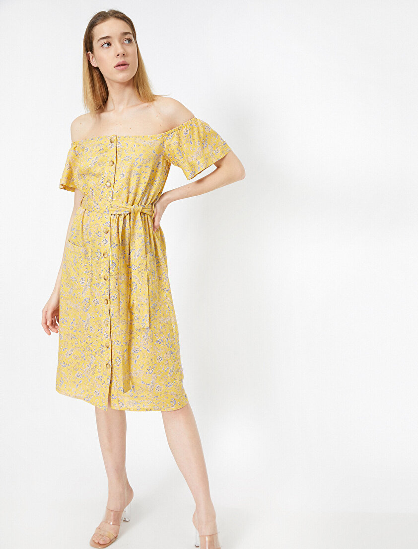 Düğme Detaylı Elbise