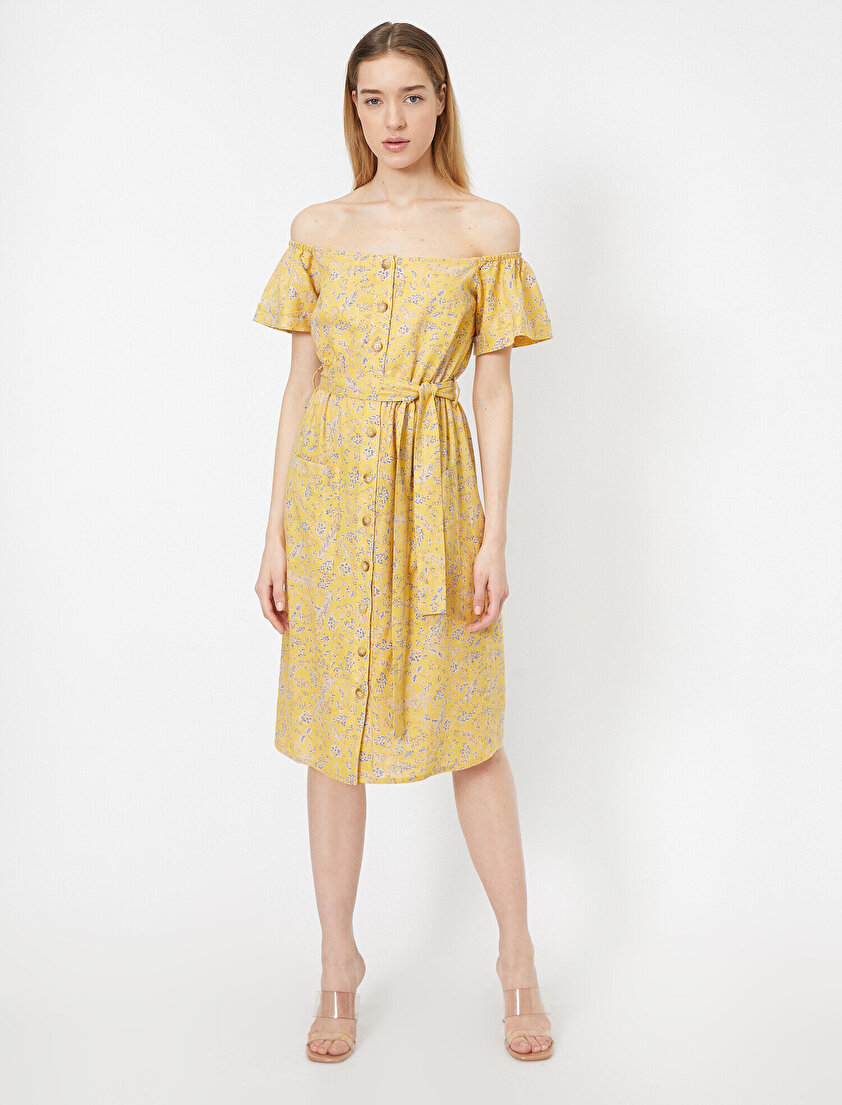 Düğme Detaylı Elbise