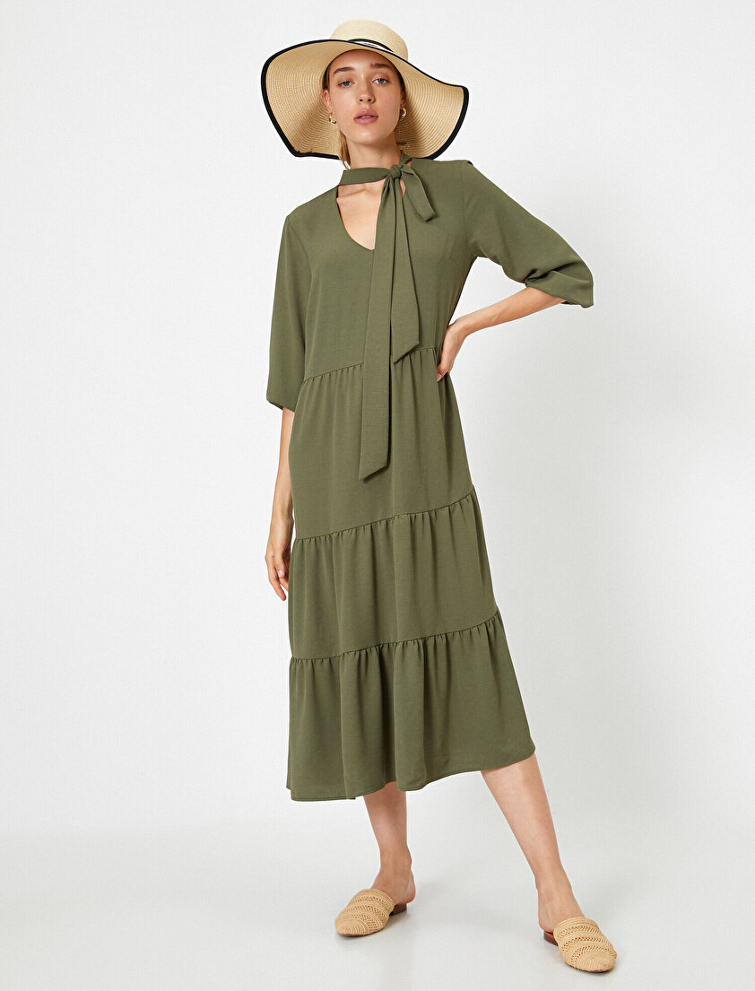 Fular Yaka Uzun Kollu Midi Elbise