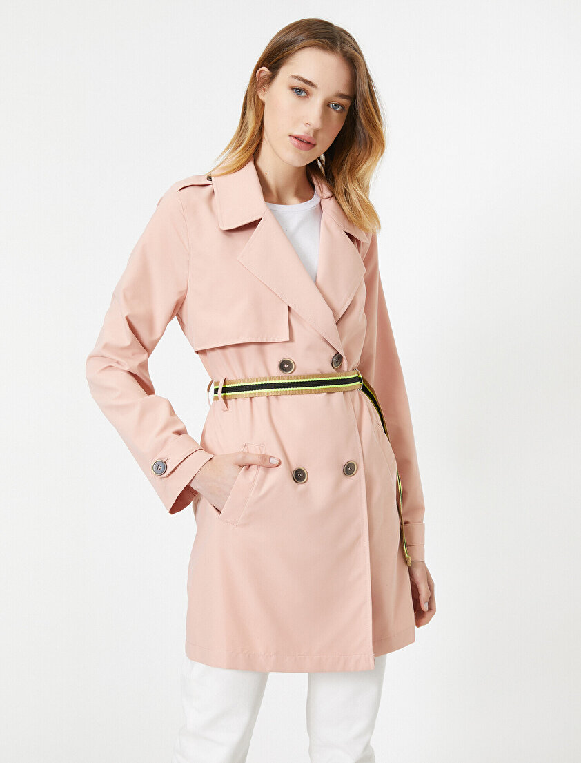 Düğme ve Cep Detaylı Trençkot