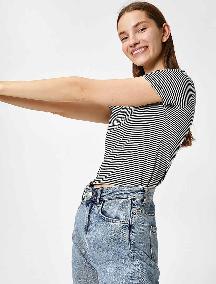 Bisiklet Yaka Çizgili Basic Kısa Kol Tişört