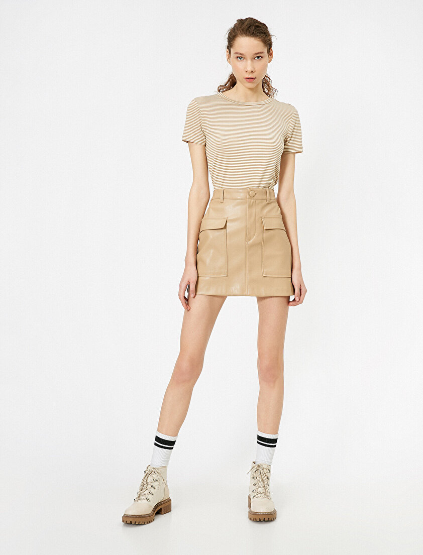 Bisiklet Yaka Çizgili Basic Kısa Kol Tişört