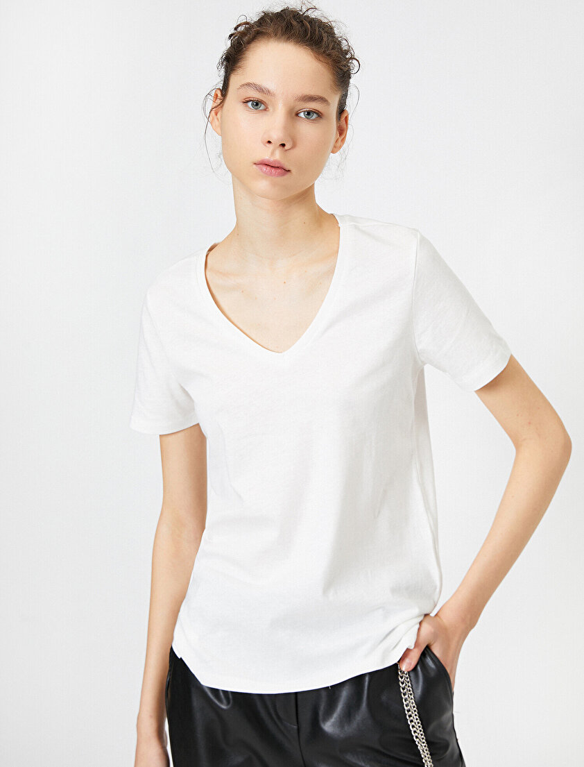 V Yaka Basic Kısa Kol Tişört