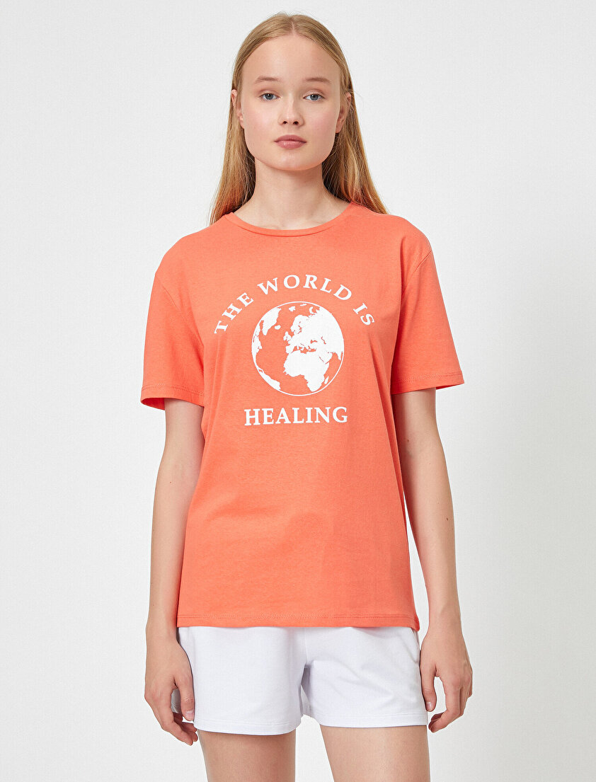 Pamuklu Kısa Kollu Yazılı Baskılı Tişört