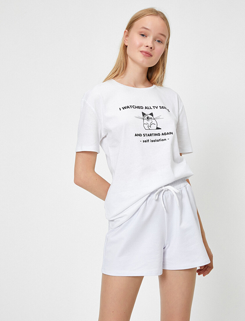 Kısa Kollu Yazılı Baskılı Tişört