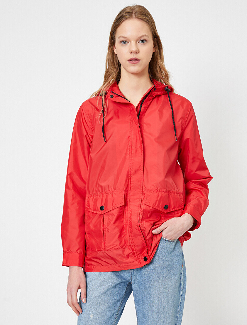 Kapüşonlu Yağmurluk