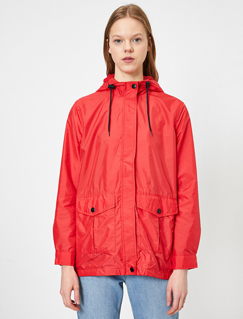 Kapüşonlu Yağmurluk