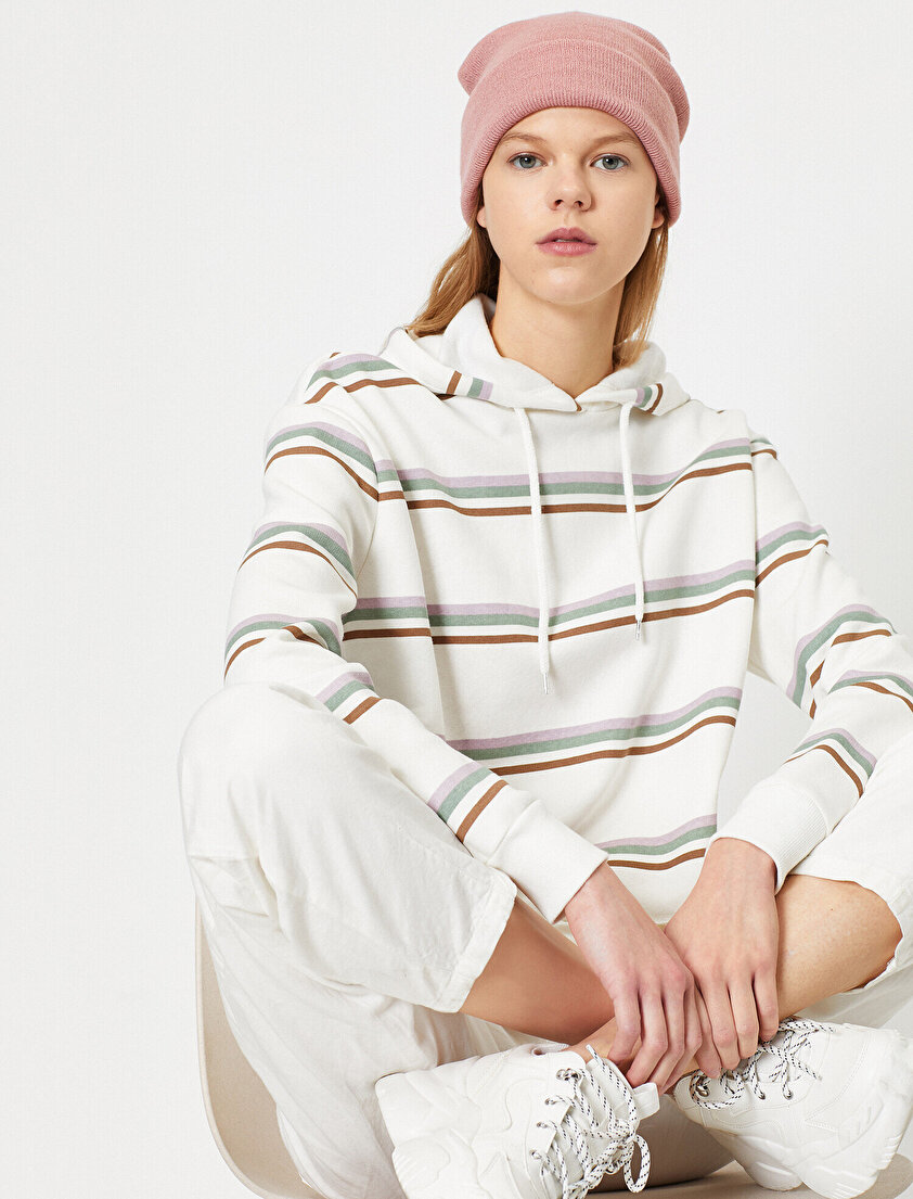 Kapüşonlu Çizgili Sweatshirt