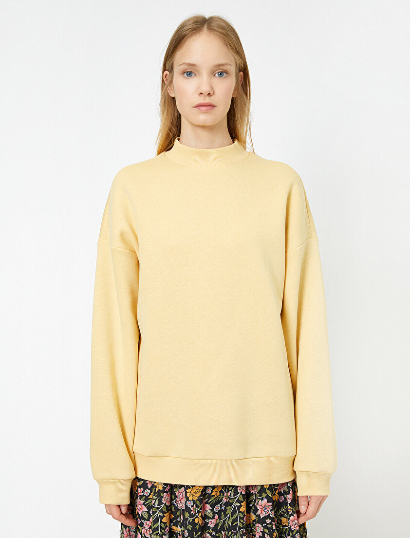 Dik Yaka Basic Oversize Sweatshirt