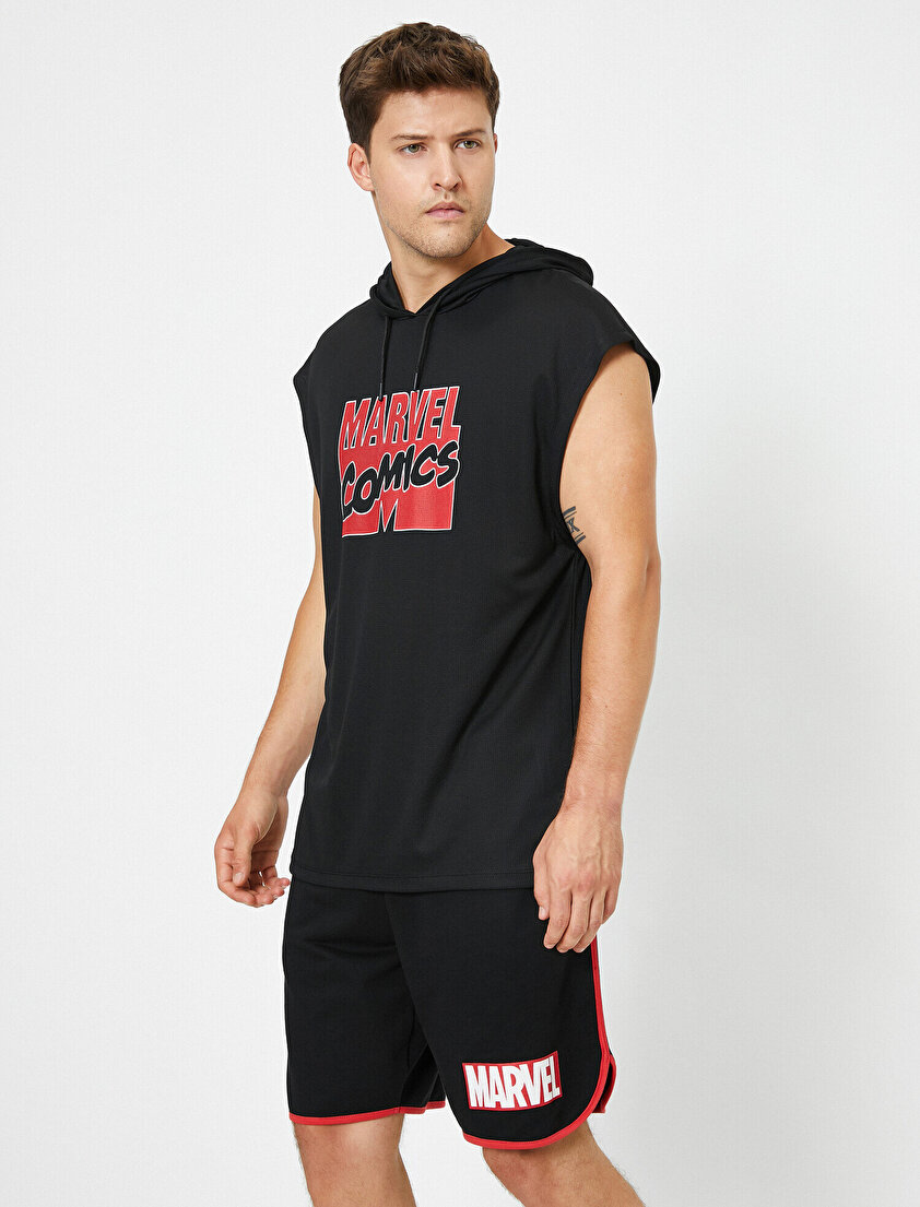 Marvel Lisanslı Cepli Şort