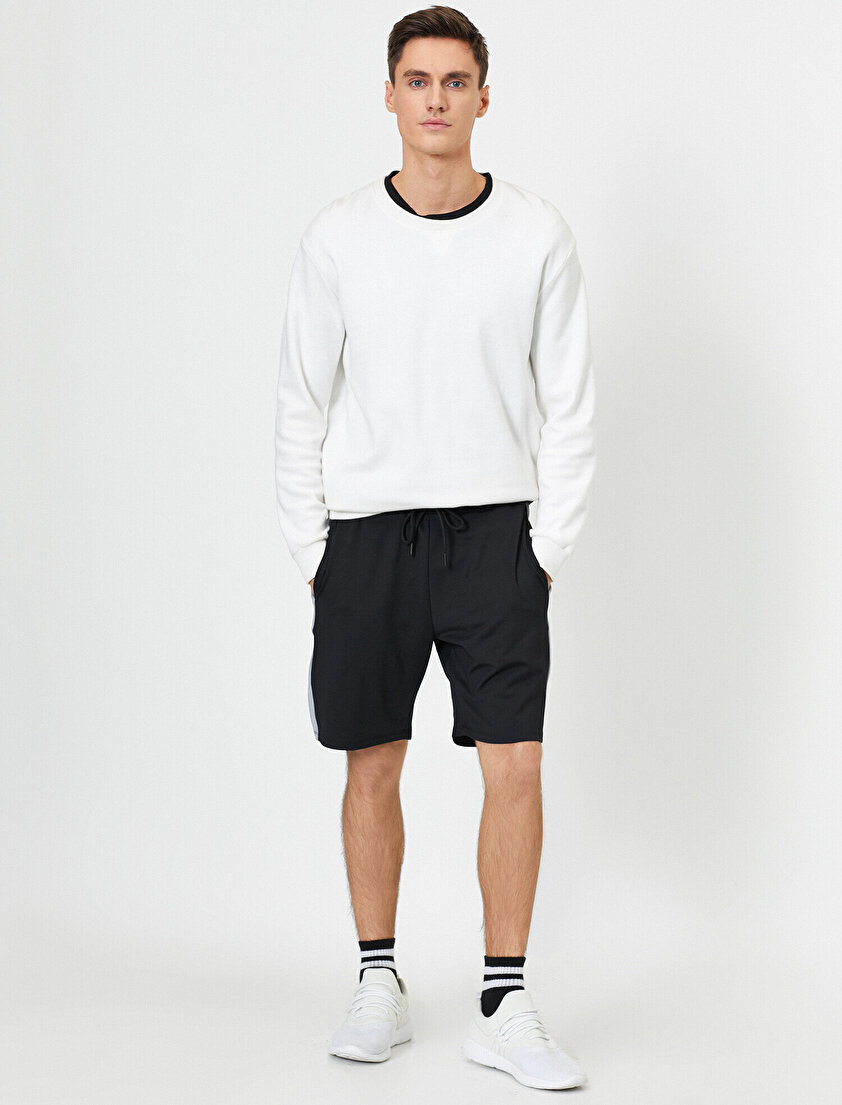 Beli Bağlamalı Şort