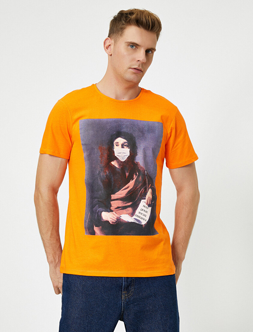 Baskılı Pamuklu Kısa Kollu Bisiklet Yaka Tişört