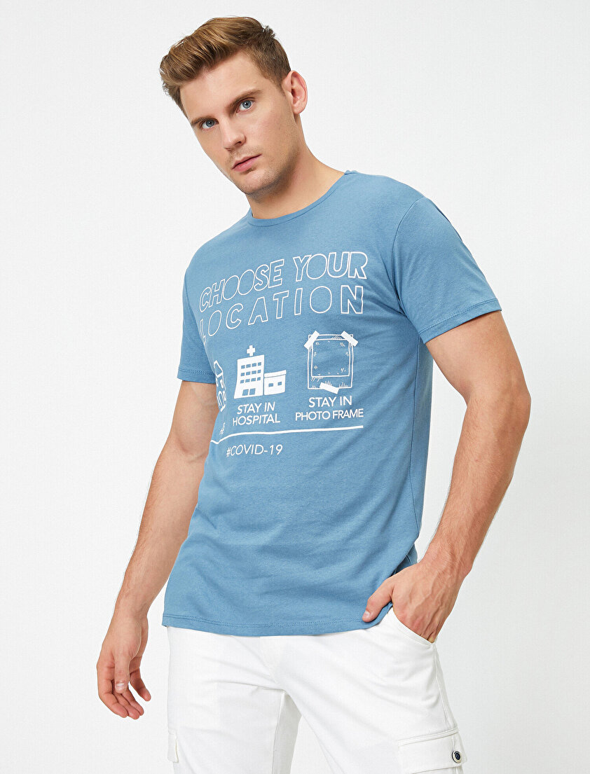 Kısa Kollu Bisiklet Yaka Yazılı Baskılı Tişört