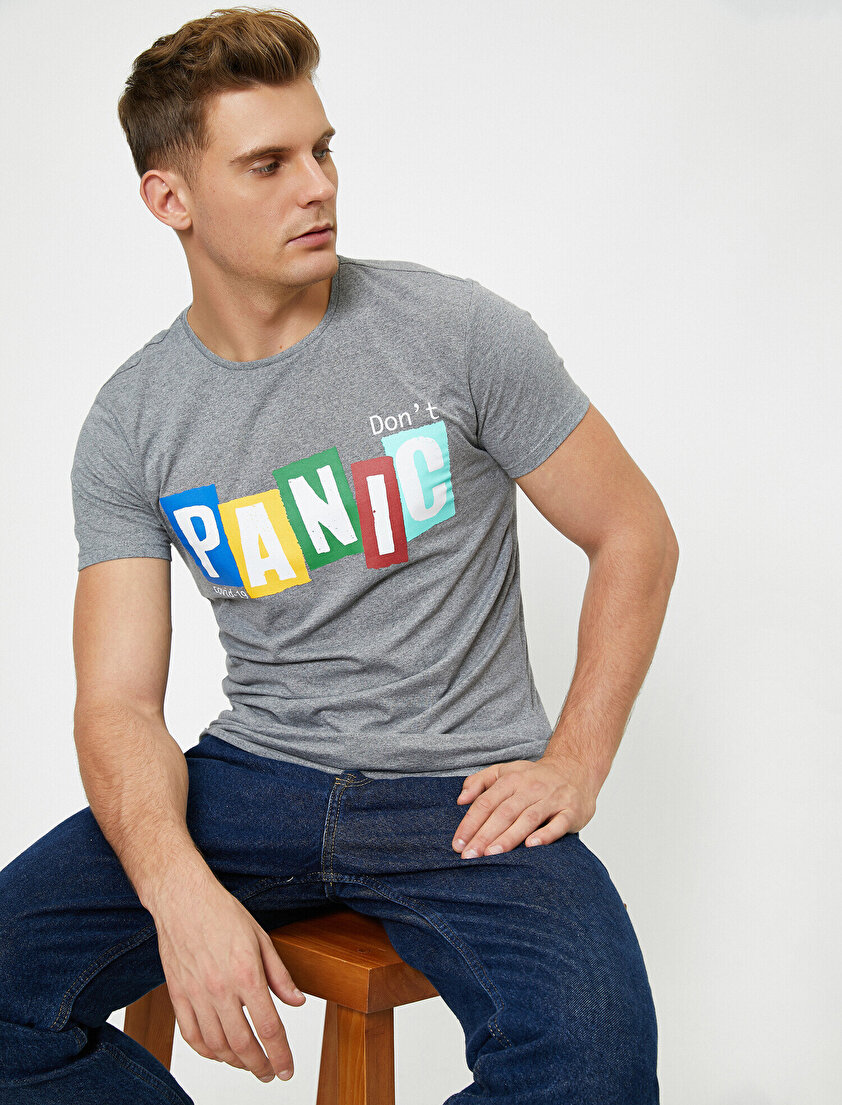 Bisiklet Yaka Kısa Kollu Pamuklu Yazılı Baskılı Tişört