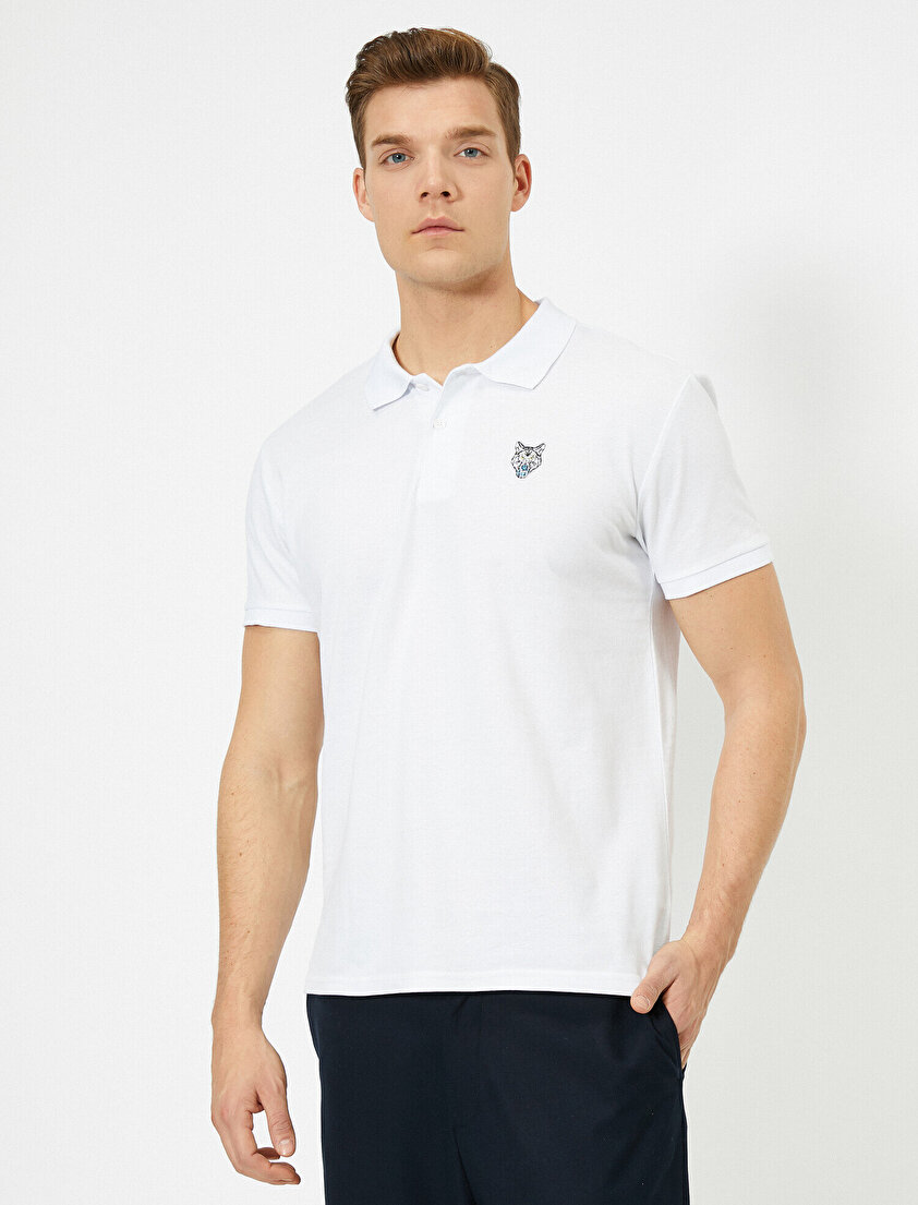 Polo Yaka Göğsü Aslan İşlemeli Slim Fit Tişört
