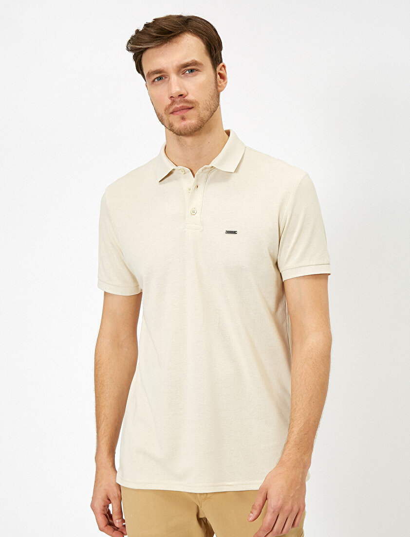 Polo Yaka Metal Logo Detaylı Slim Fit Tişört