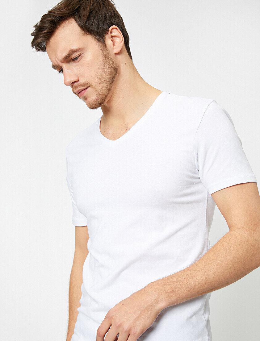V Yaka Esnek Kumaşlı Süper Slim Fit Basic Tişört