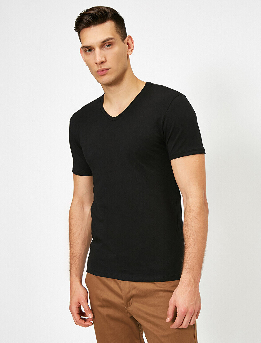 V Yaka Esnek Kumaşlı Süper Slim Fit Basic Tişört