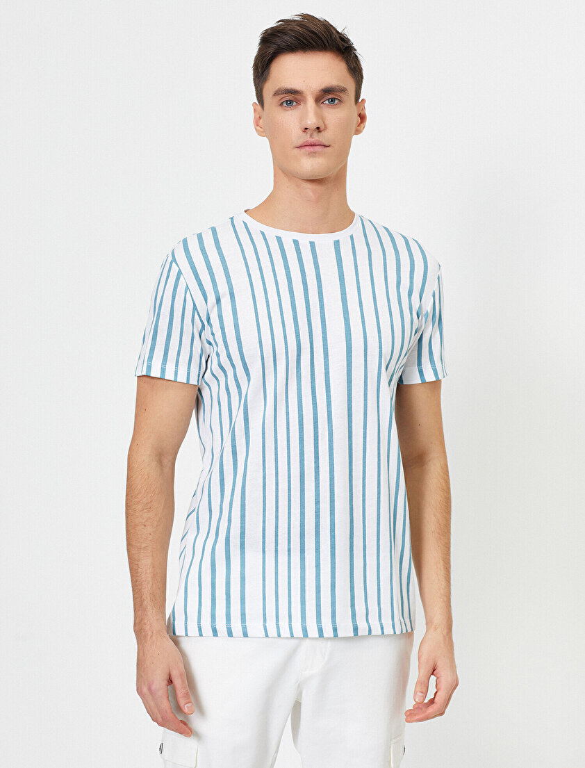 Bisiklet Yaka Çizgili Baskılı Slim Fit Tişört