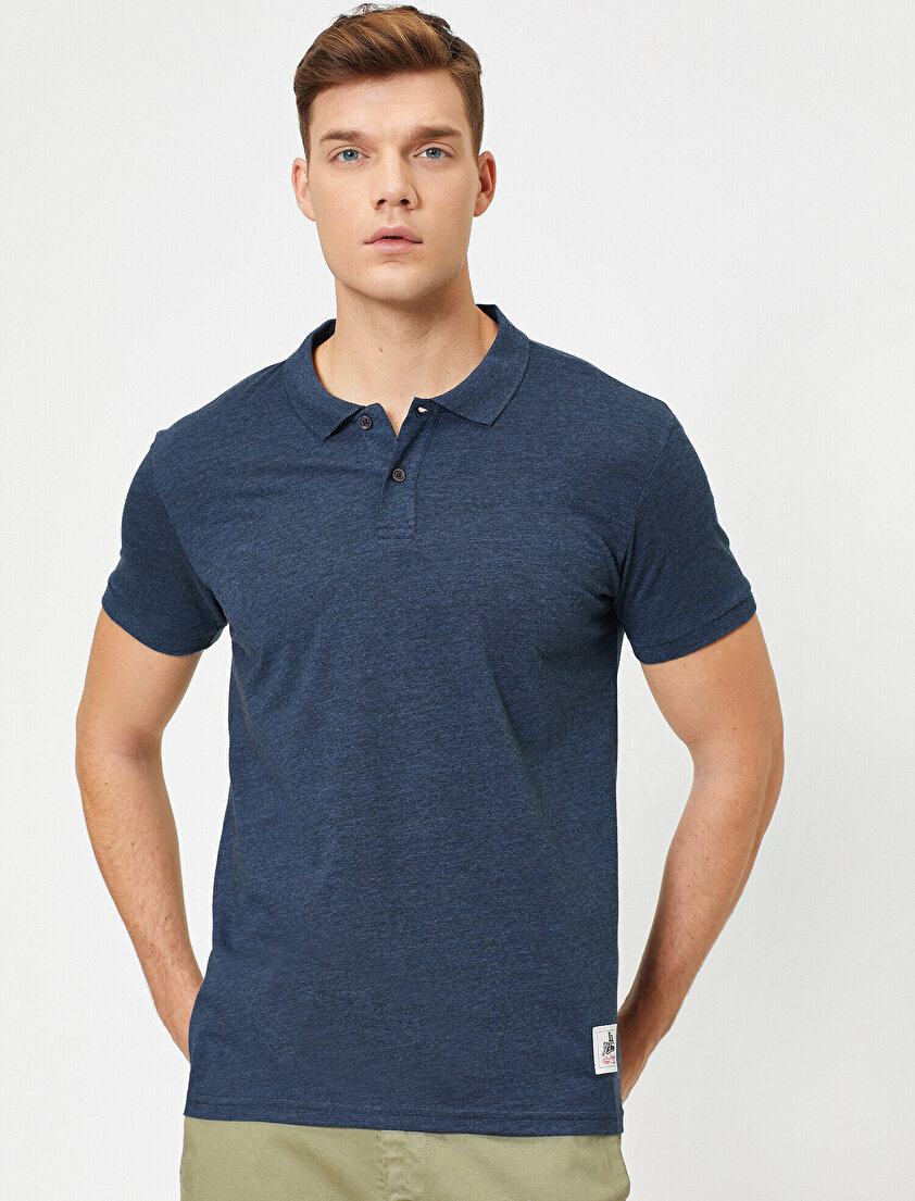 Süs Etiket Detaylı Slim Fit Polo Yaka Tişört