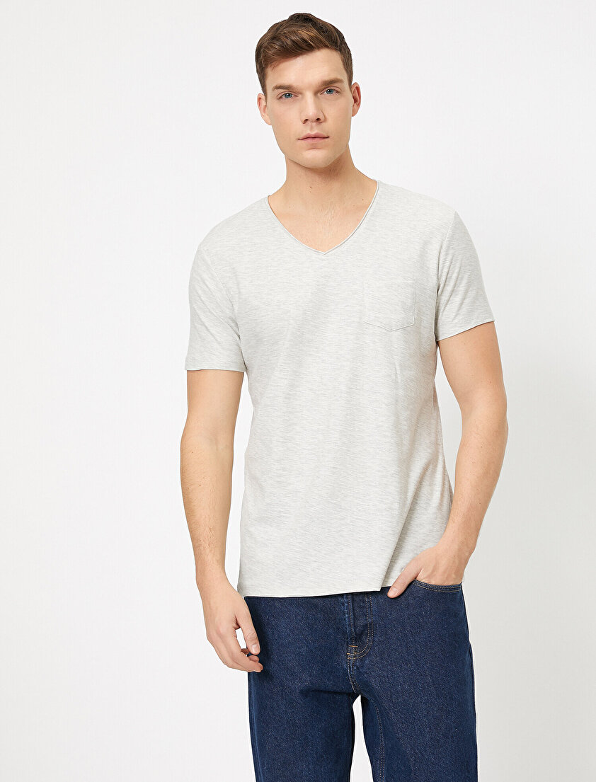V Yaka Cebi Flamlı Slim Fit Basic Tişört