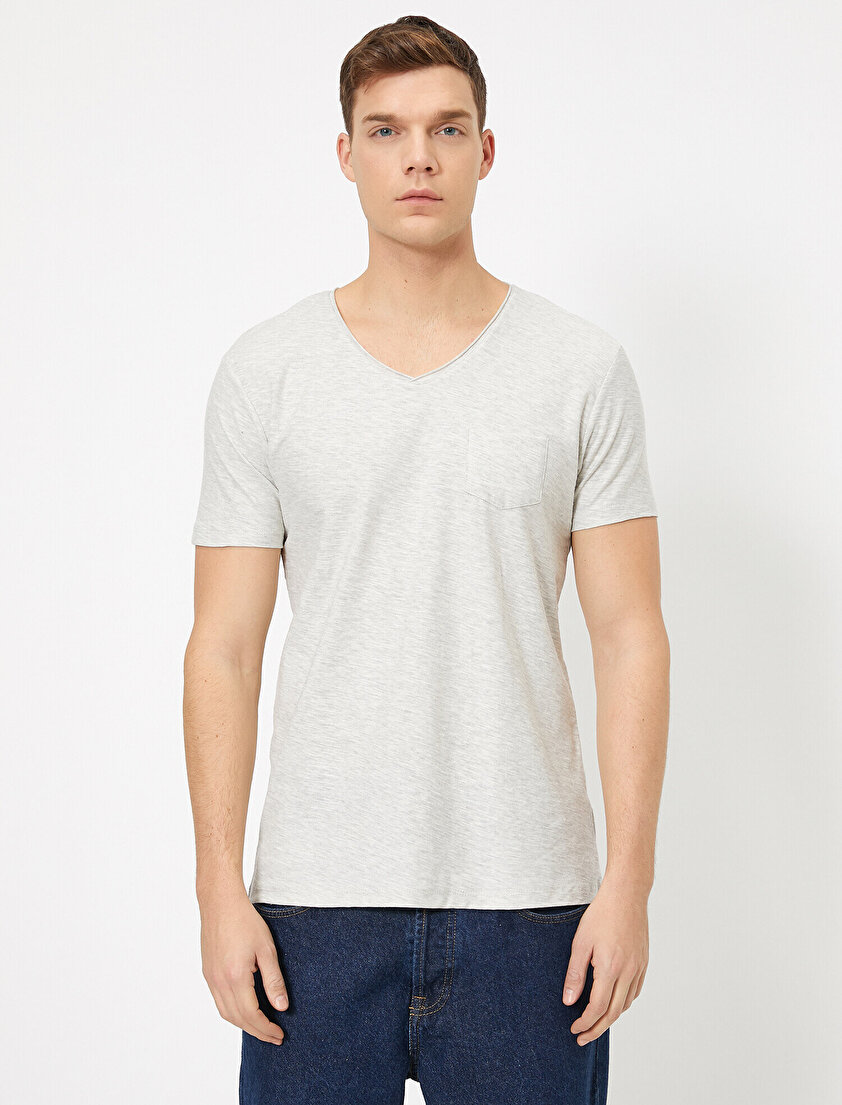 V Yaka Cebi Flamlı Slim Fit Basic Tişört