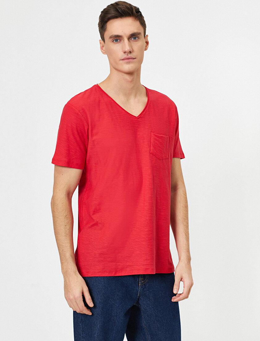 V Yaka Cebi Flamlı Slim Fit Basic Tişört