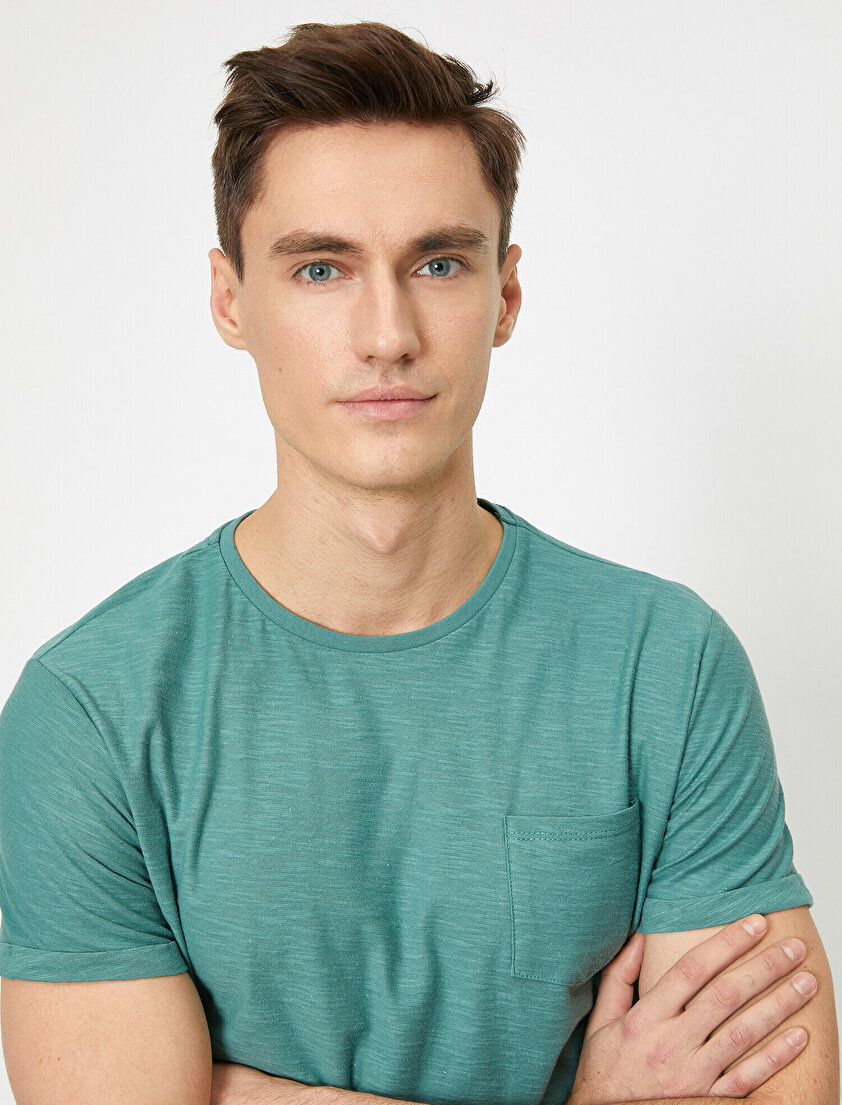 Bisiklet Yaka Cep Detaylı Flamlı Kumaş Slim Fit Basic Tişört