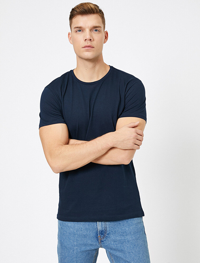 Bisiklet Yaka %100 Pamuk Slim Fit Basic Tişört