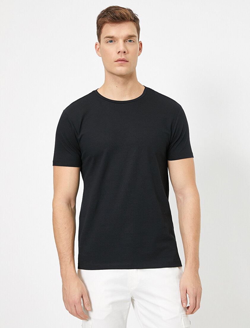 Bisiklet Yaka Likralı Esnek Kumaşlı Süper Slim Fit Tişört