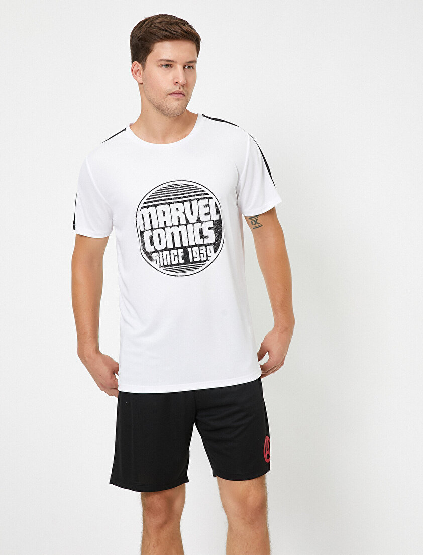 Marvel Lisanslı Yazılı Baskılı Tişört