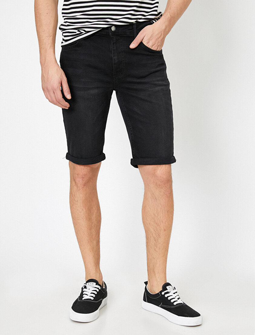 Cep Detaylı Jean Şort