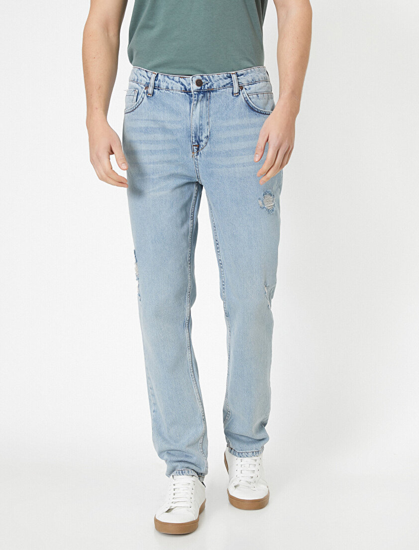 Yırtık Detaylı Jean Pantolon