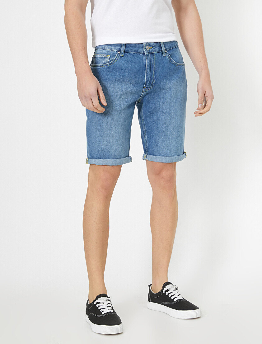 Cep Detaylı Jean Şort