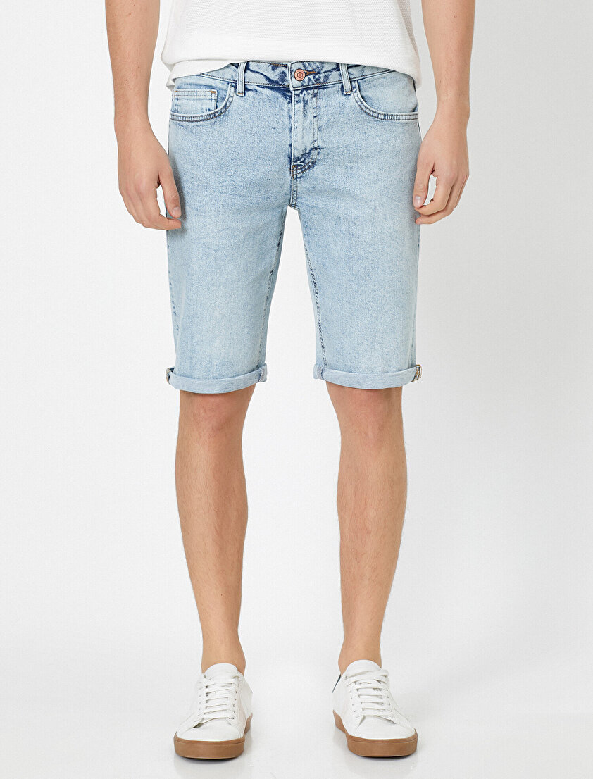 Cep Detaylı Jean Şort