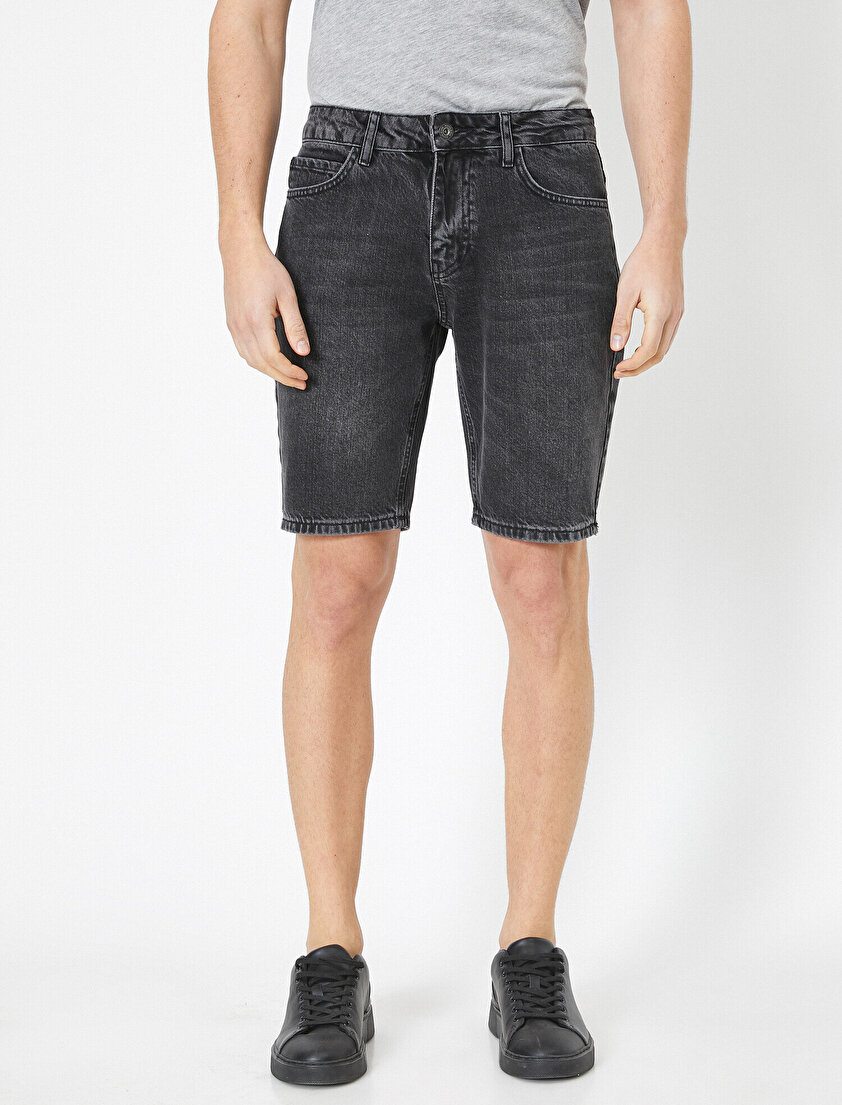 Cep Detaylı Jean Şort