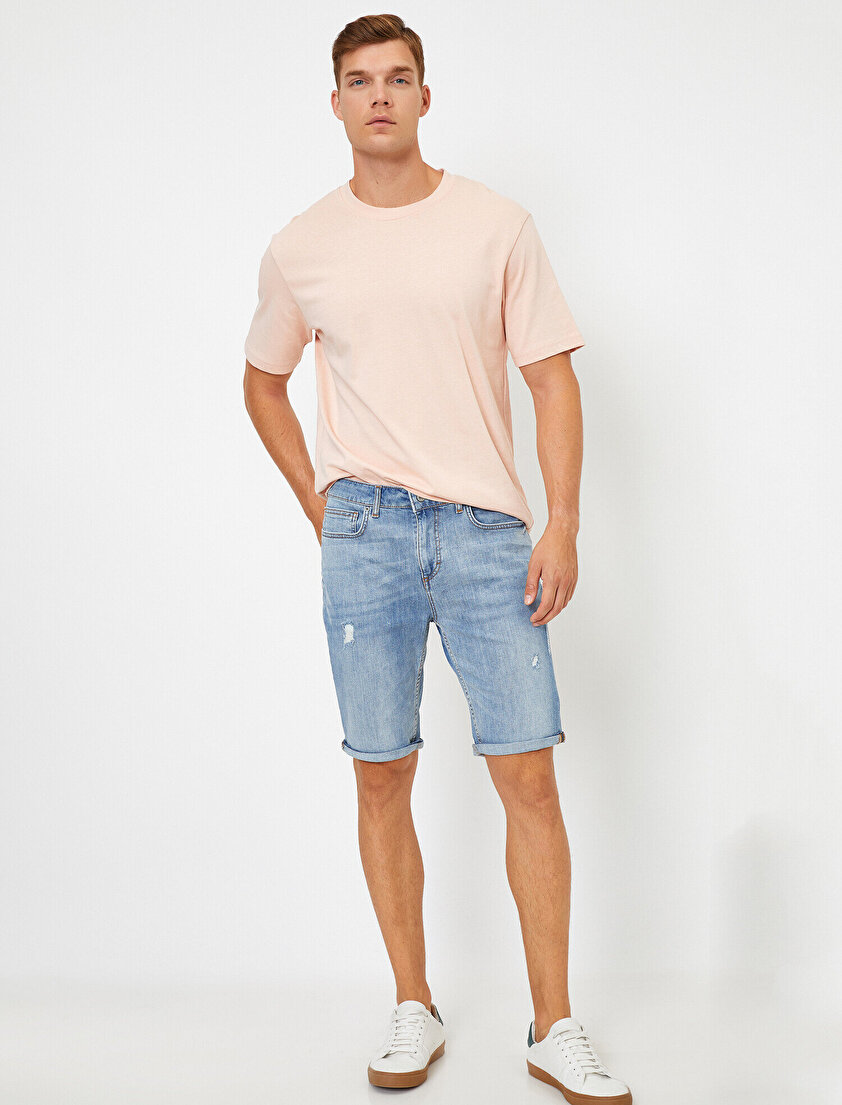 Dizi Katlama Detaylı Cepli Jean Şort