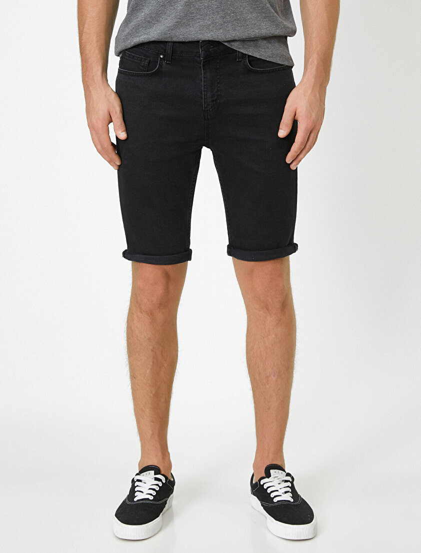 Dizi Katlama Detaylı Cepli Jean Şort